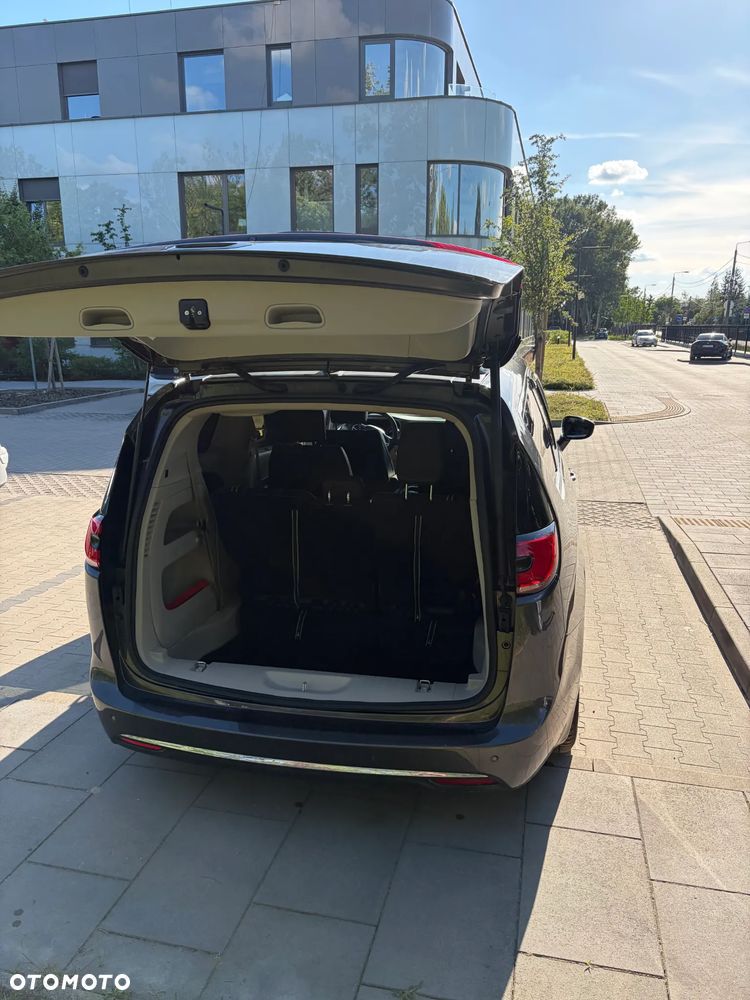 Chrysler Pacifica - 18