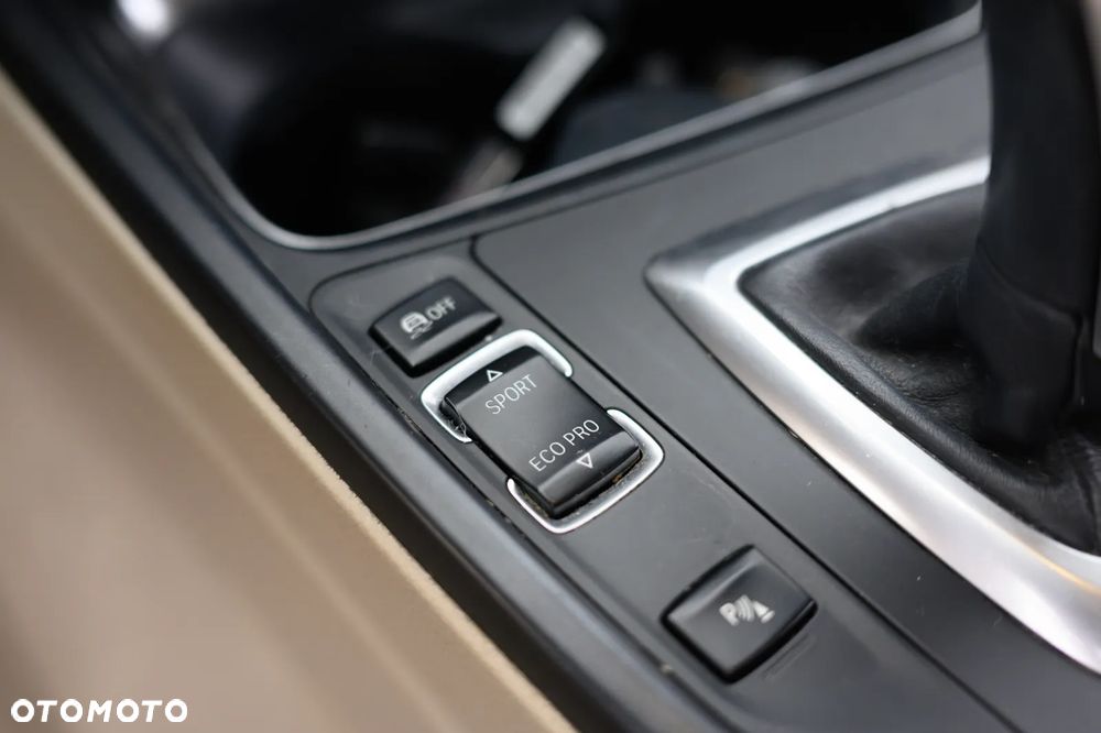 BMW Seria 3 - 22