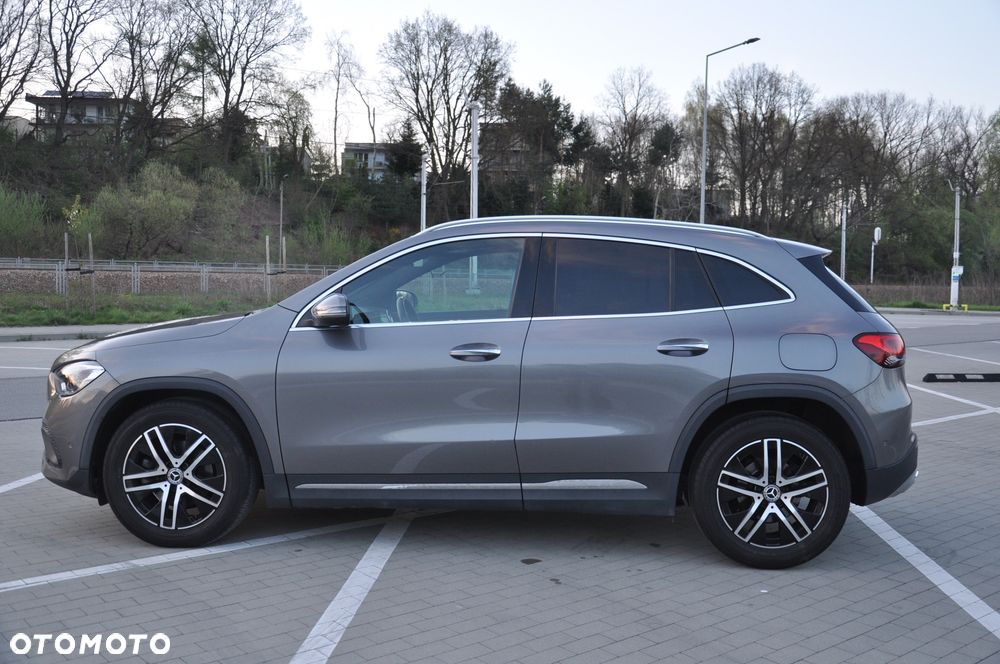 Mercedes-Benz GLA 200 Business Edition - 5