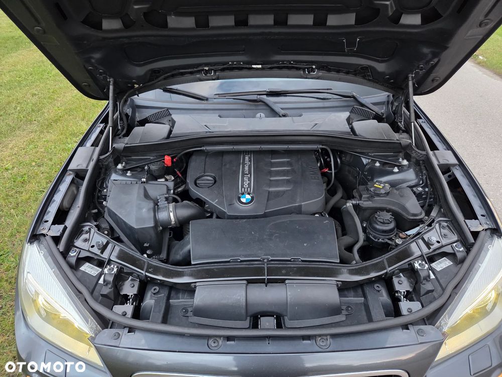 BMW X1 xDrive20d Sport Line - 2