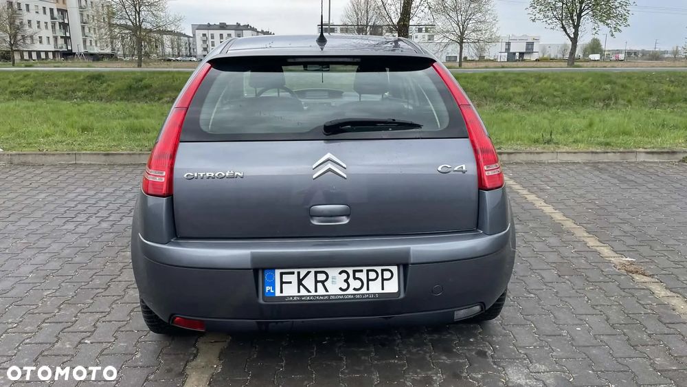 Citroën C4 1.6 VTi Attraction - 4
