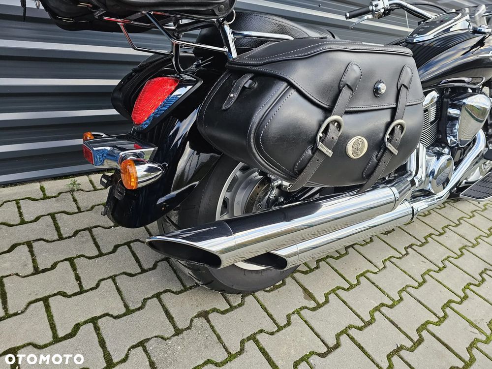 Suzuki Intruder - 19