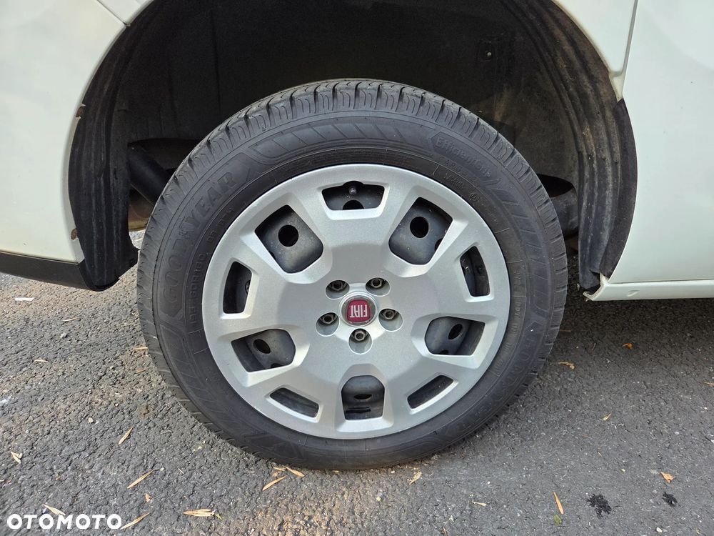 Fiat Doblo - 30