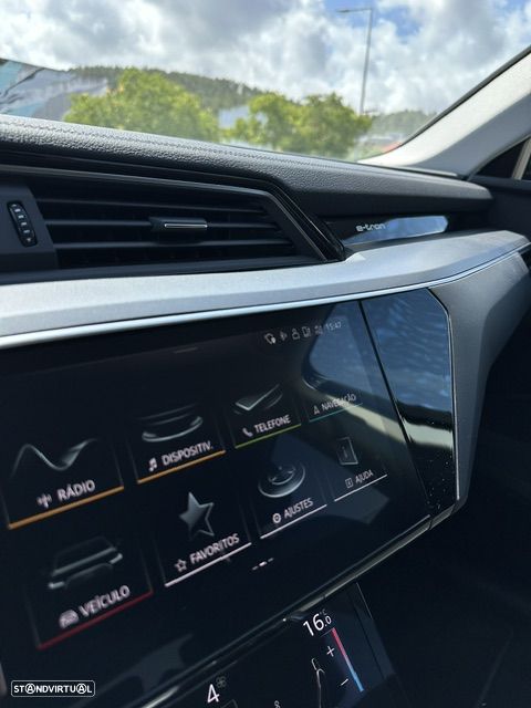 Audi e-tron - 20