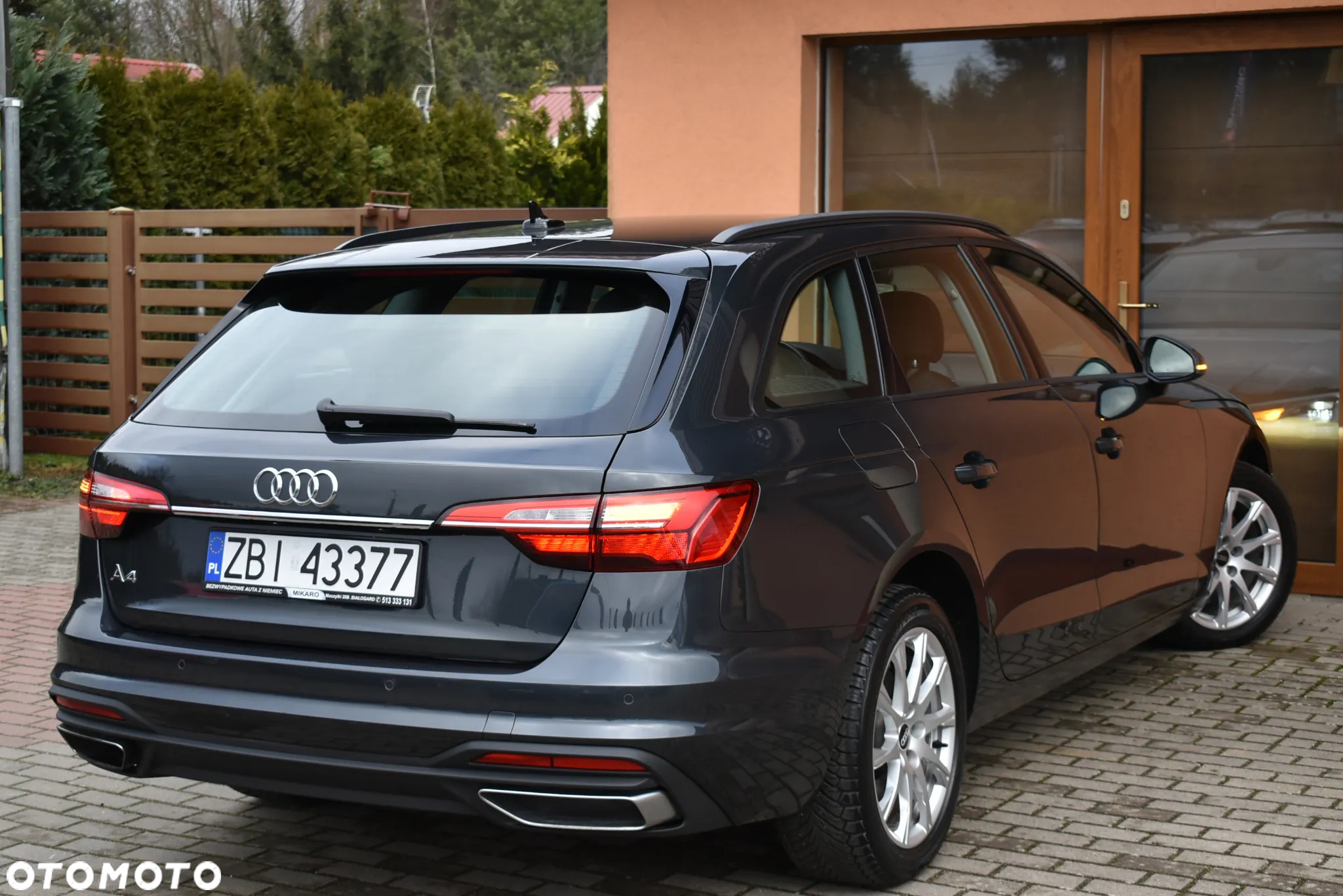 Audi A4 Avant 40 TDI S tronic - 8