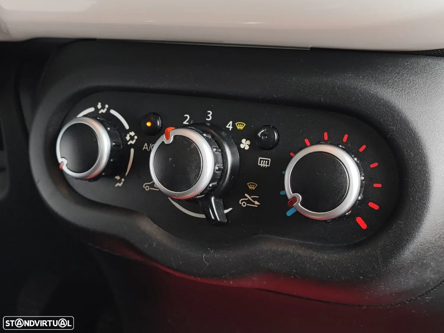 Renault Twingo 1.0 SCe Dynamique - 33