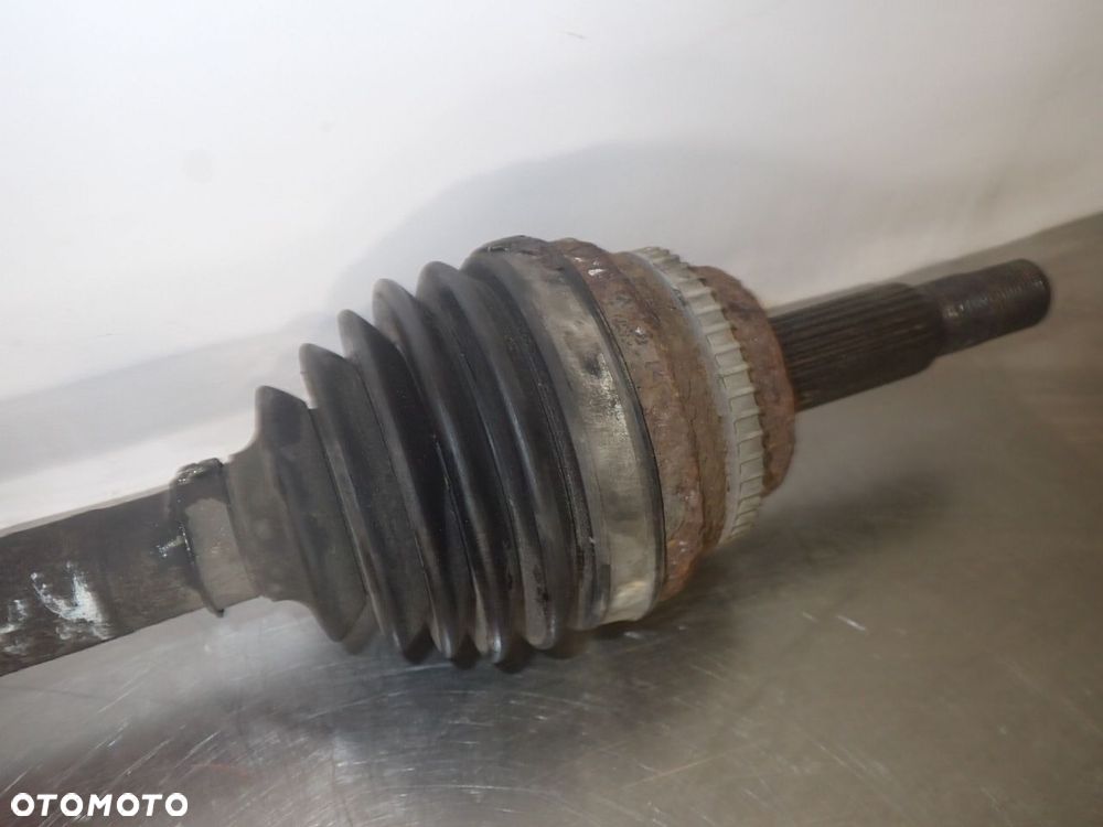 PÓŁOŚ LEWA TOYOTA RAV4 II LIFT - 3