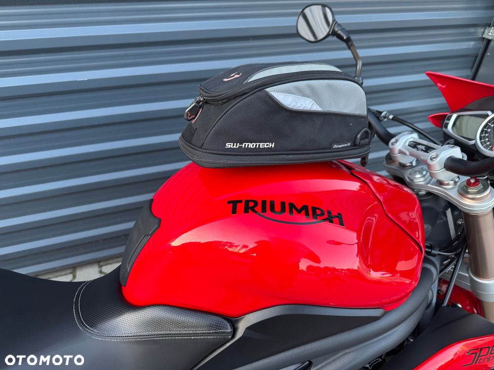 Triumph Speed Triple - 13