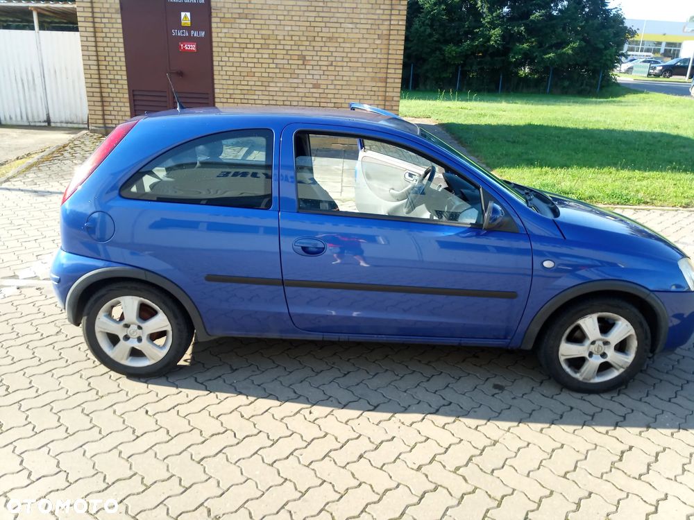 Opel Corsa 1.2 16V - 10