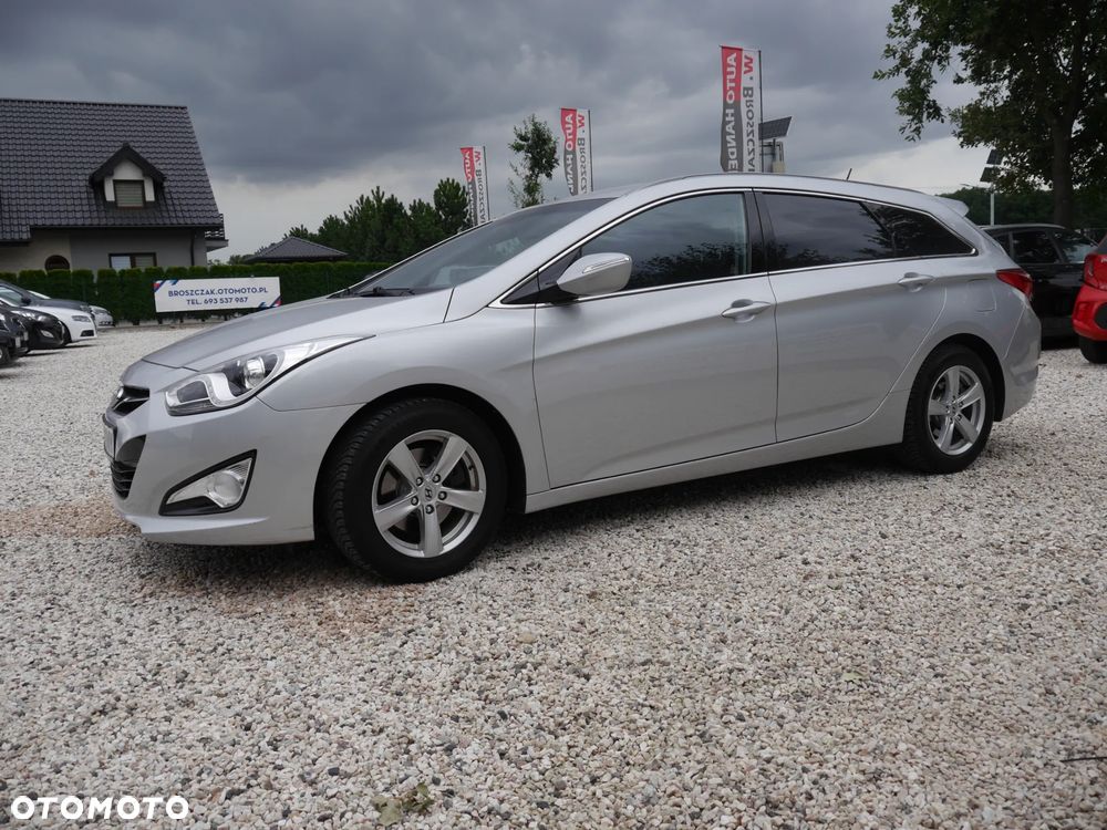 Hyundai i40 Kombi 1.6 Trend - 12