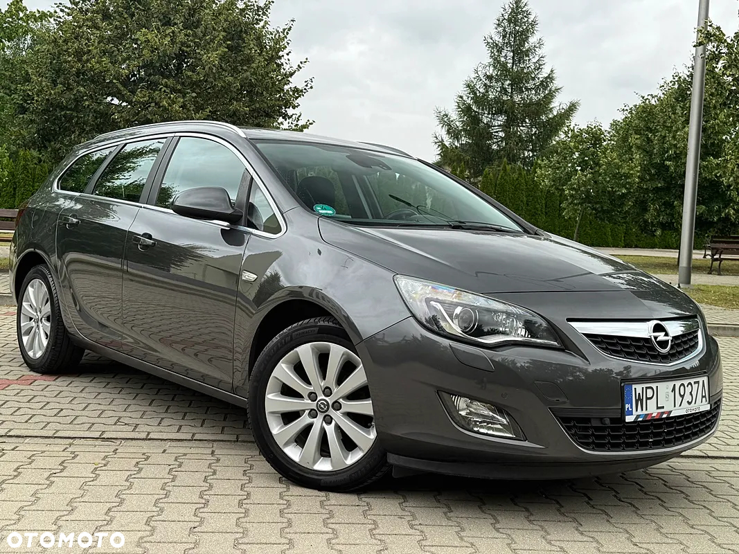 Opel Astra 1.4 Turbo Cosmo - 26