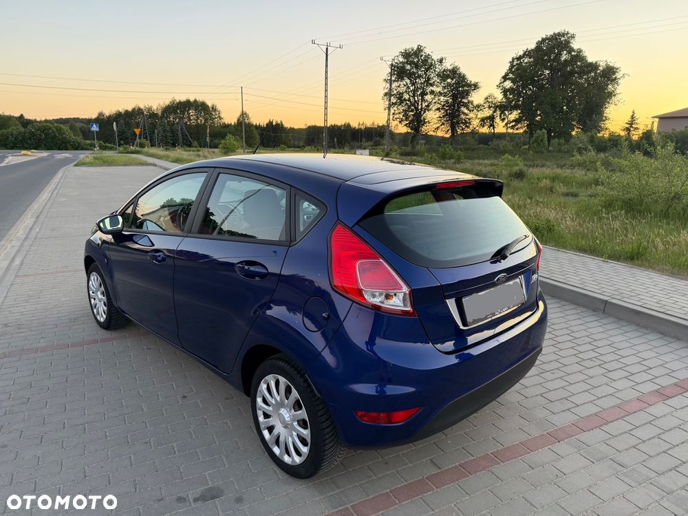 Ford Fiesta 1.4 Titanium EU6 - 23