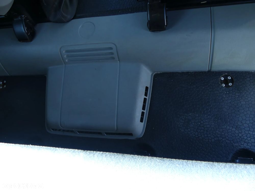 Renault Trafic - 18