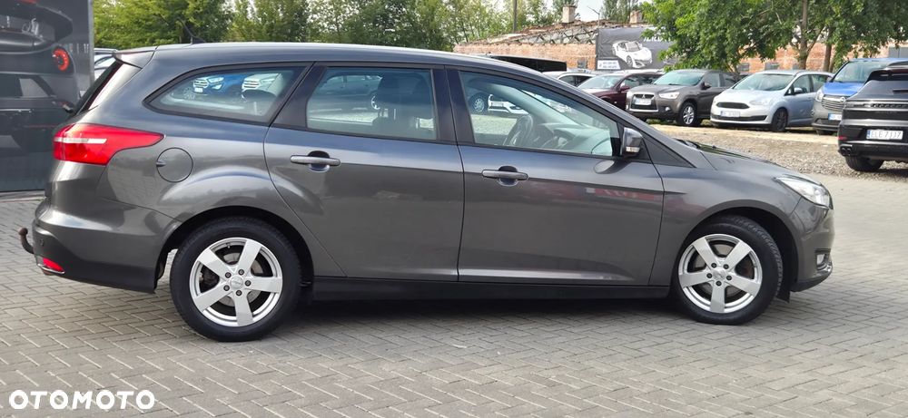 Ford Focus 1.5 EcoBoost STart-Stopp-System TITANIUM - 19