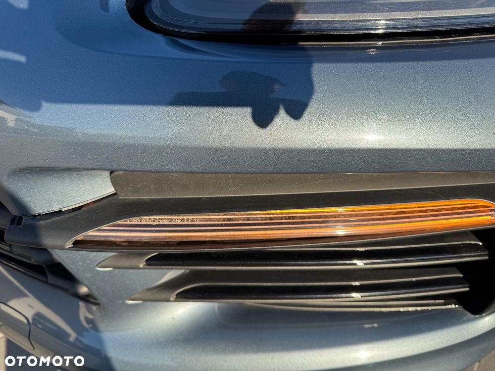 Porsche Cayenne Platinum Edition - 17