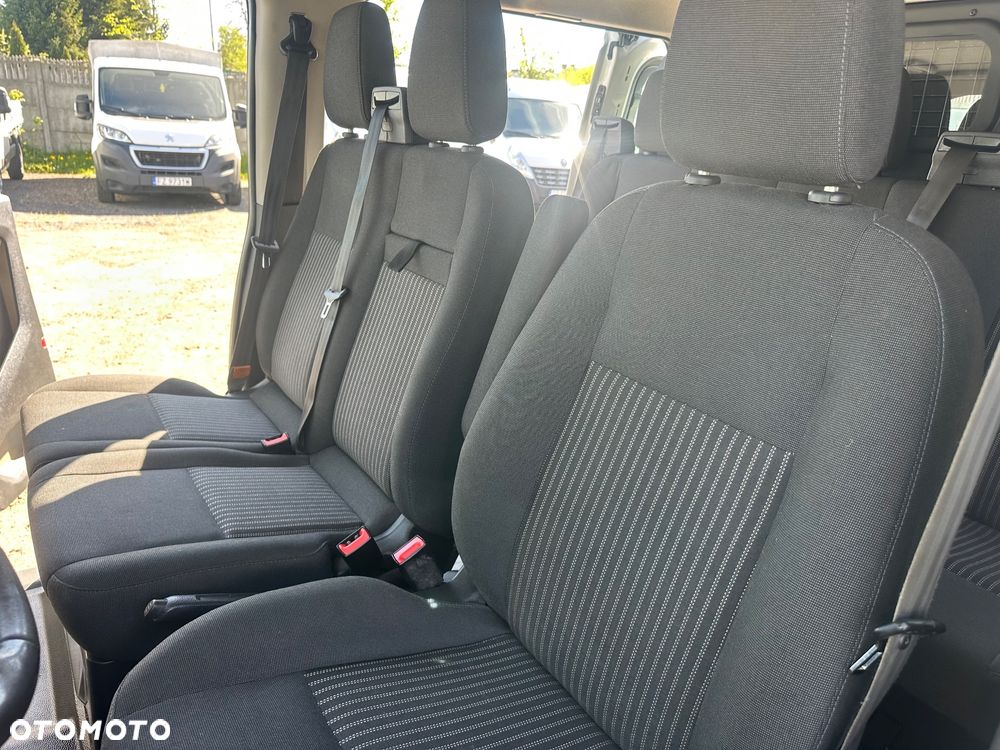 Ford Transit Custom 2.2 2013/14r L1H1 Brygadowka 6oso. - 26