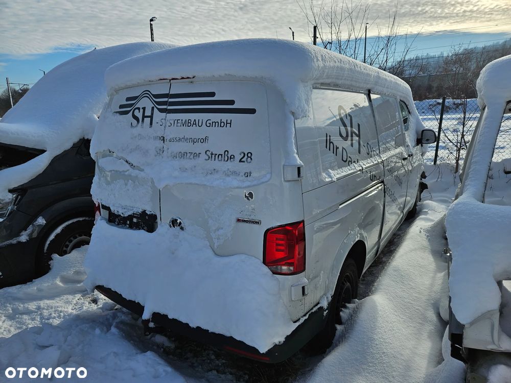 Volkswagen T6.1 transporter 4x4 4motion rok 2022 uszkodzony