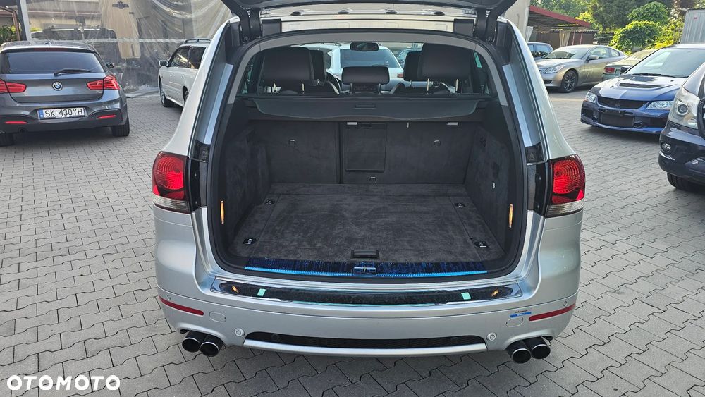 Volkswagen Touareg 6.0 W12 Automatik Sport - 25