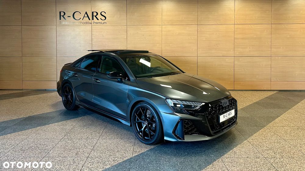 Audi RS3 Limousine 2.5 TFSI Quattro S tronic - 1