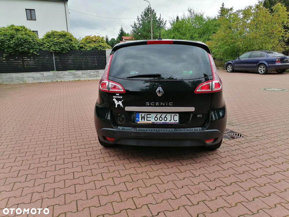 Renault Scenic 1.6 dCi Energy Bose Edition S&S - 10