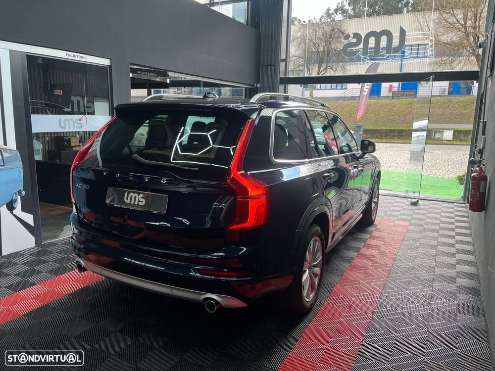 Volvo XC 90 2.0 D4 Momentum - 4