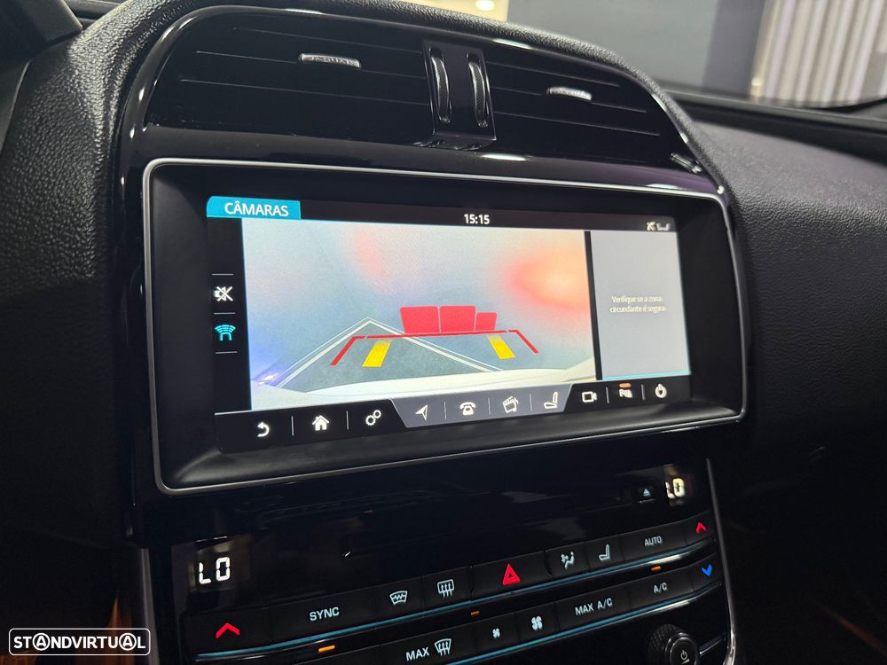 Jaguar XE 20d Aut. R-Sport - 31