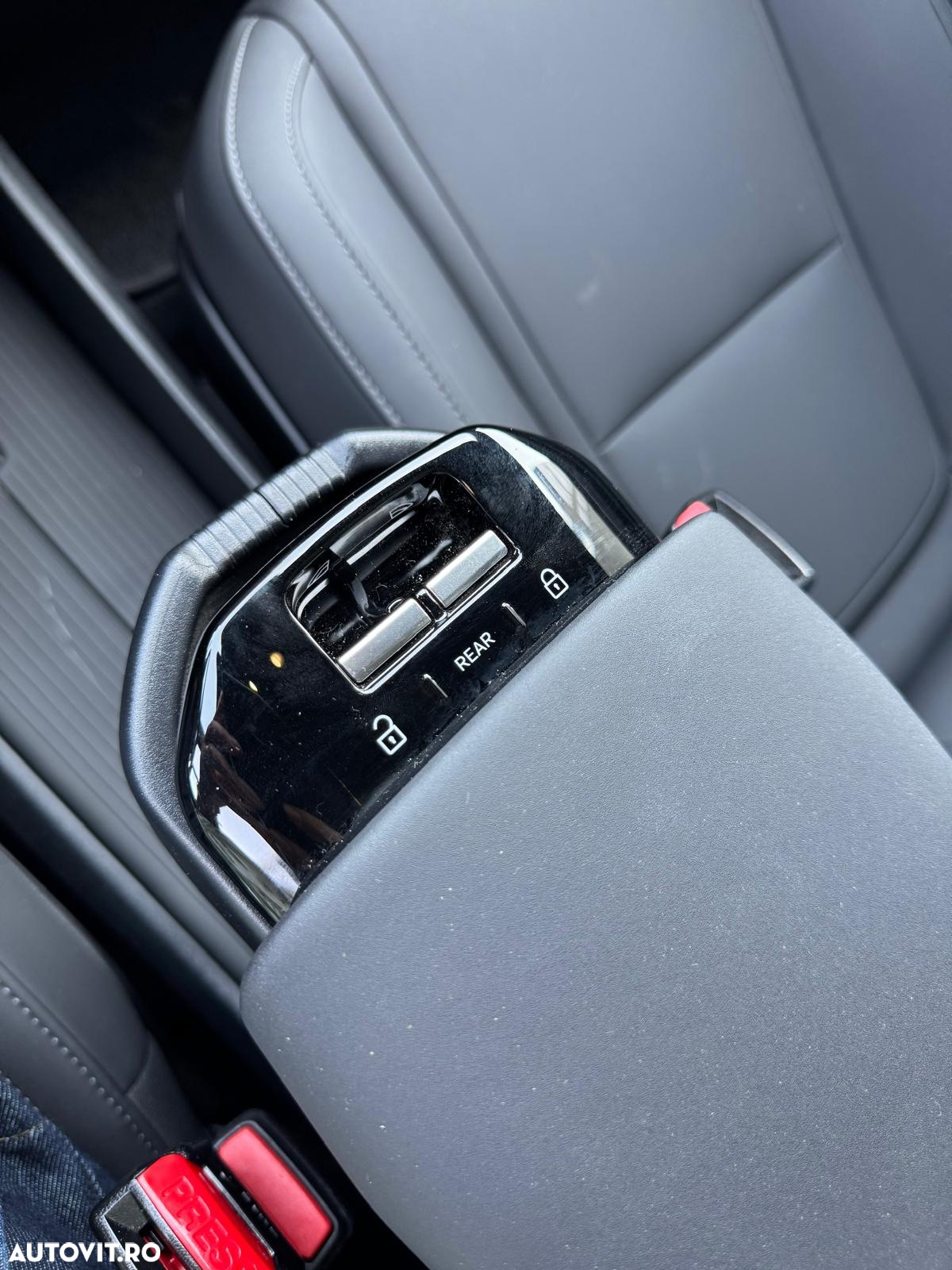 Volvo EX30 Twin Motor Performance AWD Ultra - 28