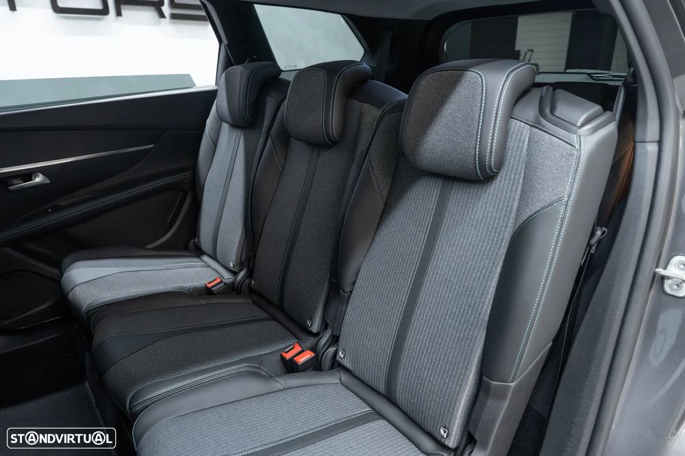 Peugeot 5008 PureTech 130 EAT8 Stop & Start Allure Pack - 40