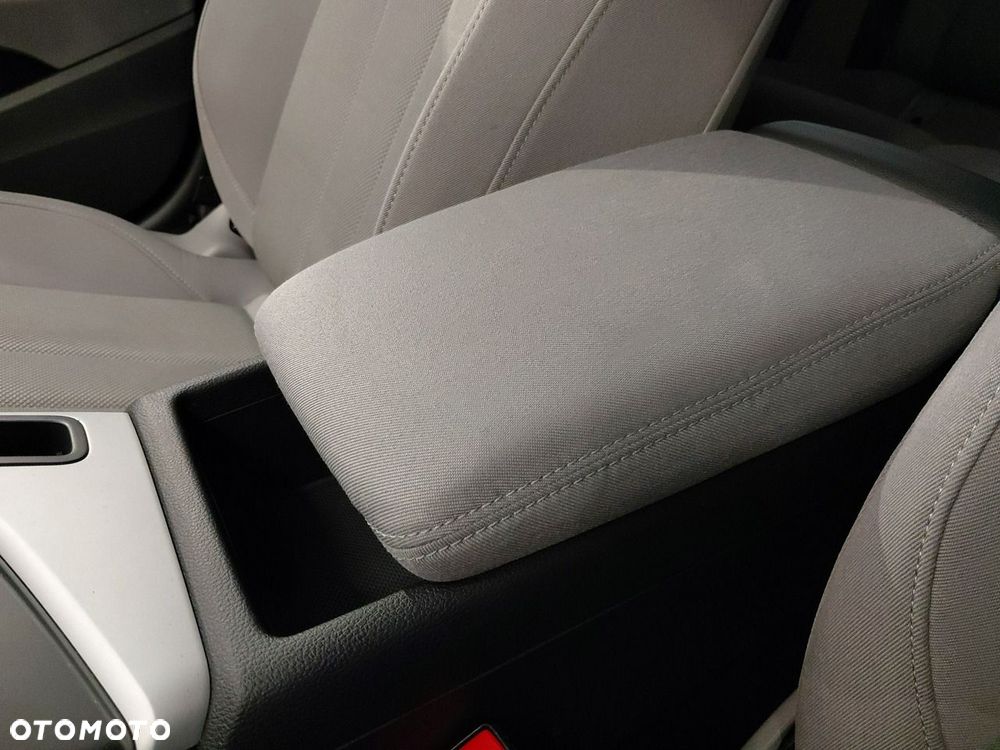 Audi A4 Avant 40 TDI S tronic - 38