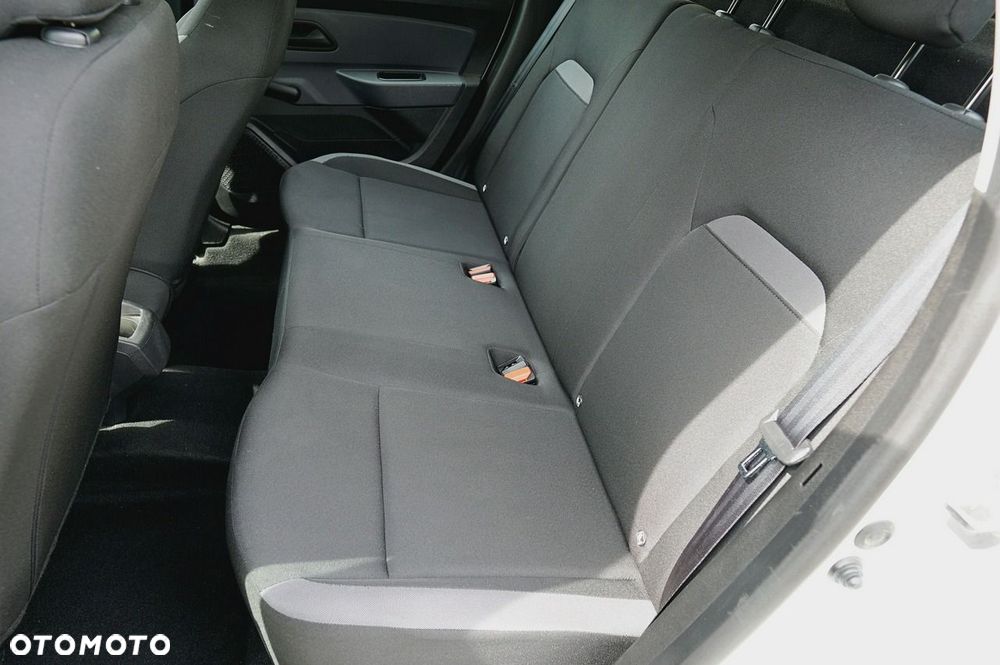 Dacia Duster 1.6 SCe Access - 12