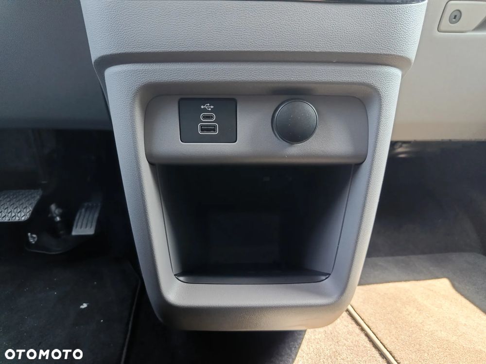 Ford Tourneo Custom 2.5 PHEV CVT 340 L2 Titanium X - 26
