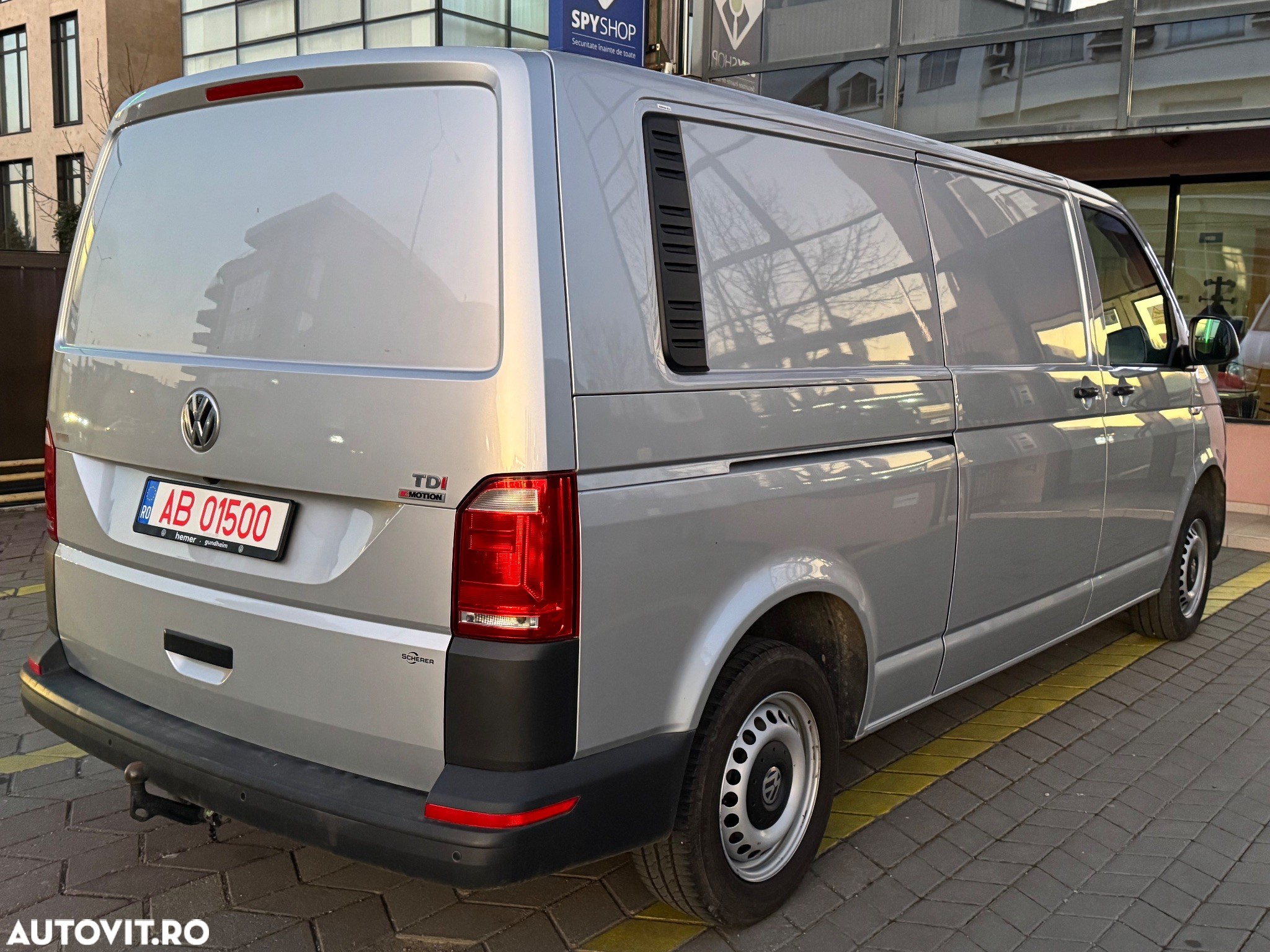Volkswagen Transporter T6 - 13