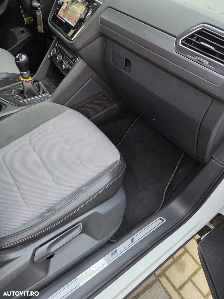Volkswagen Tiguan 2.0 TDI SCR Life - 14
