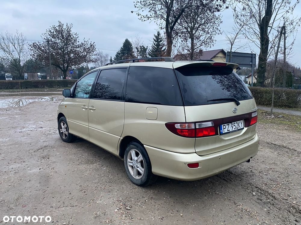 Toyota Previa - 2