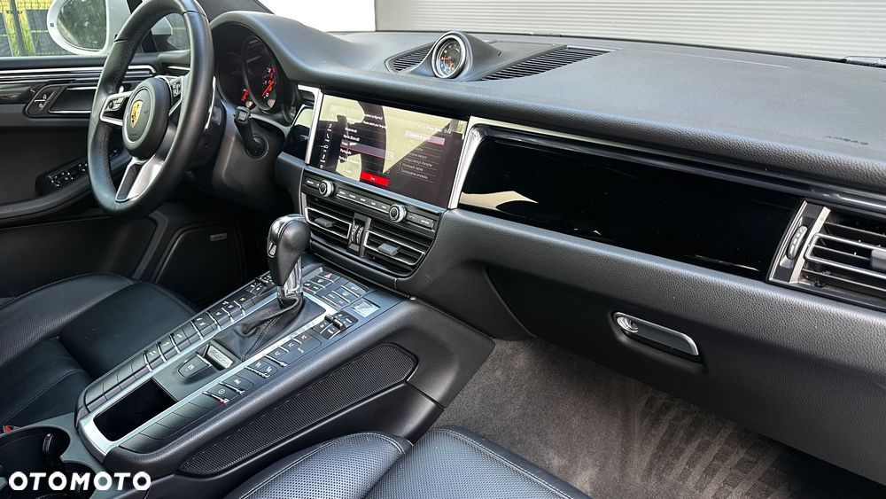 Porsche Macan - 22