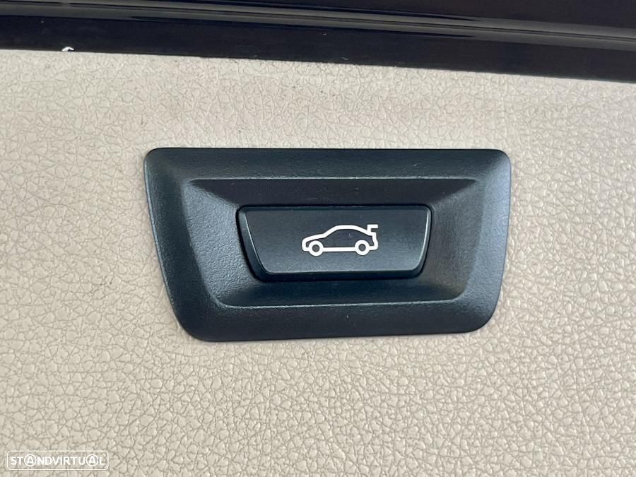 BMW 318 d Advantage - 34