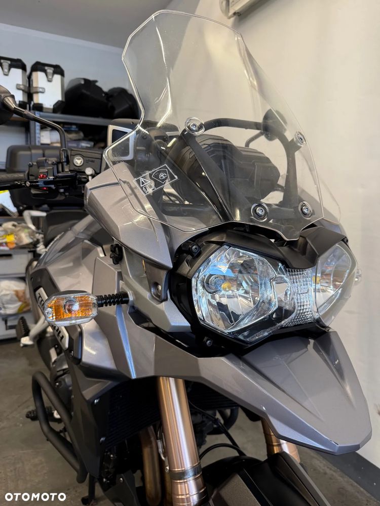 Triumph Tiger - 32