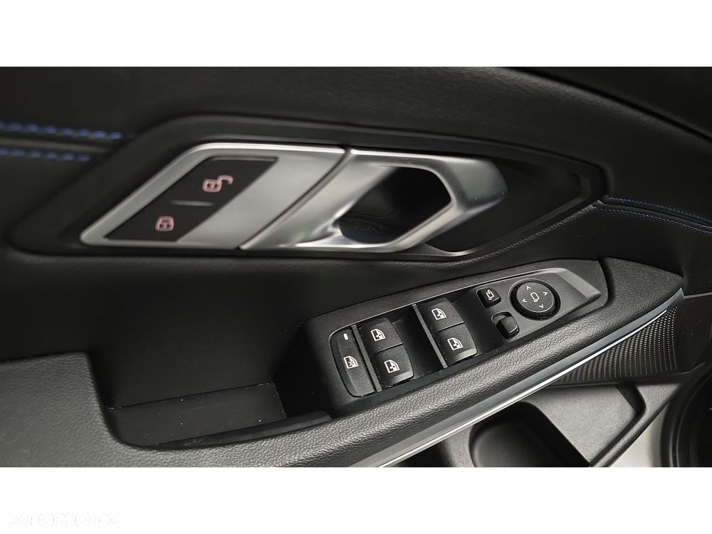 BMW Seria 3 320d xDrive mHEV M Sport - 29