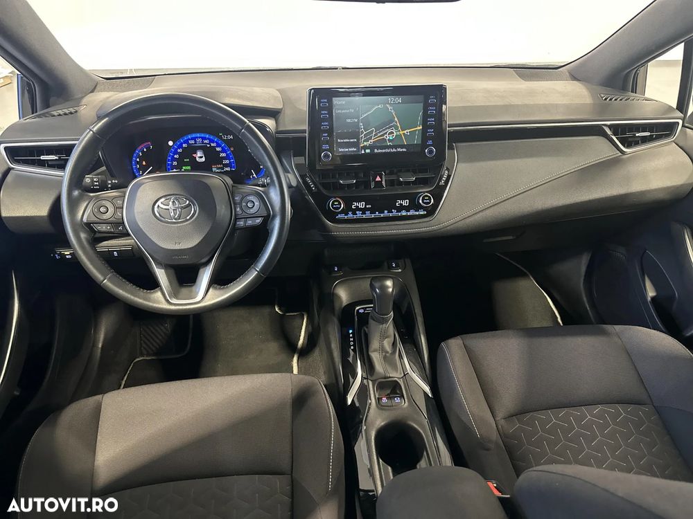 Toyota Corolla - 9