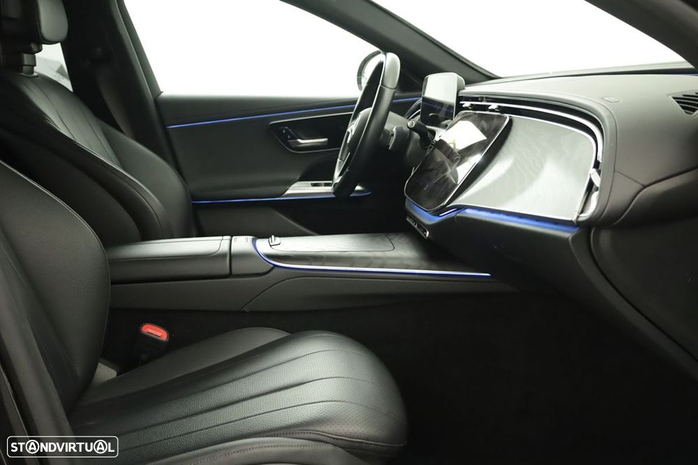 Mercedes-Benz E 300 de - 23