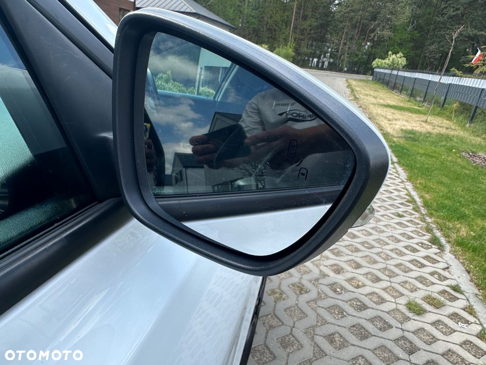Ford Focus 1.5 EcoBlue SCR Titanium X - 4