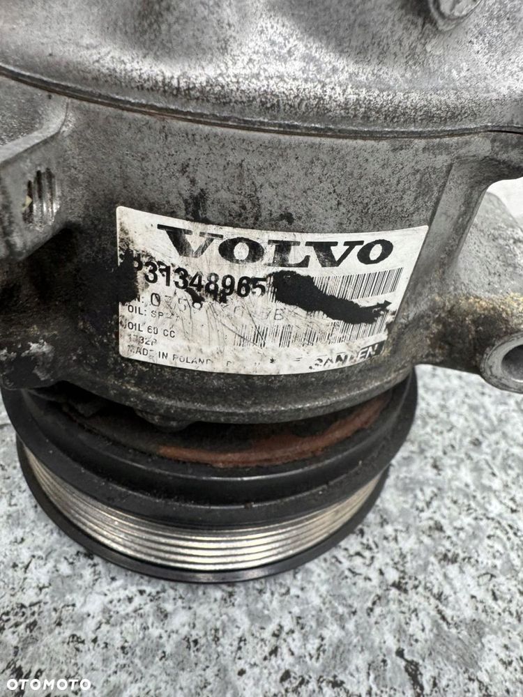 sprężarka kompresor klimatyzacji volvo v40 ii 2012-2018r 31348965 2.0 d - 8