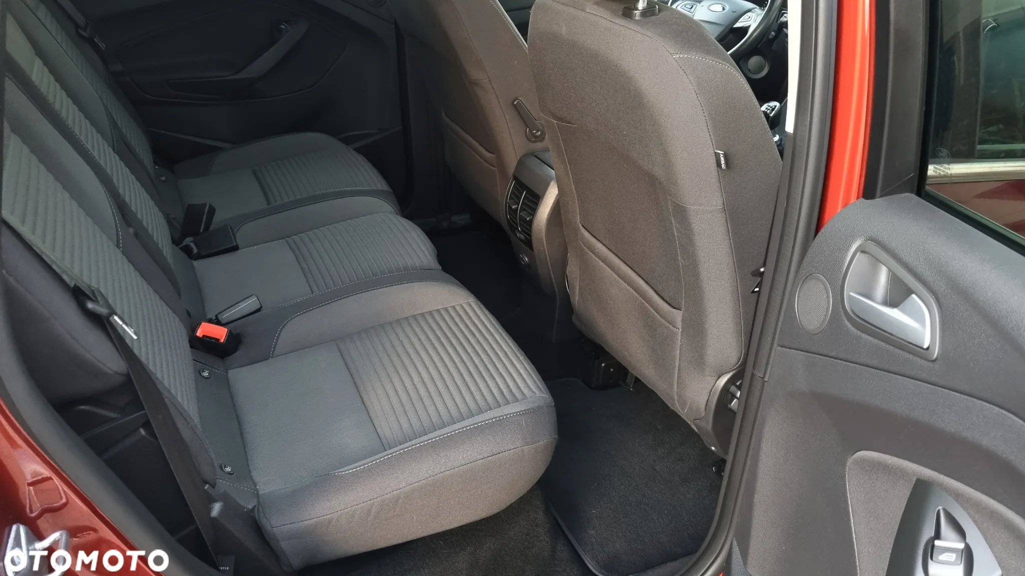 Ford C-MAX 2.0 TDCi Start-Stop-System Titanium - 15