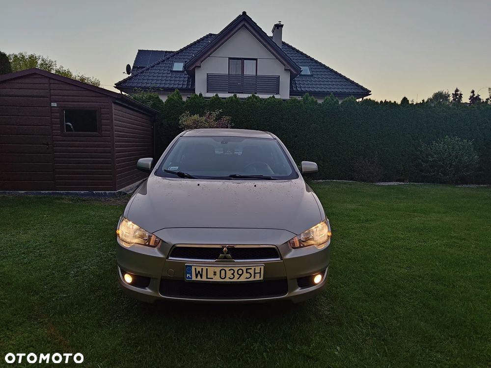 Mitsubishi Lancer 1.5 Invite - 5