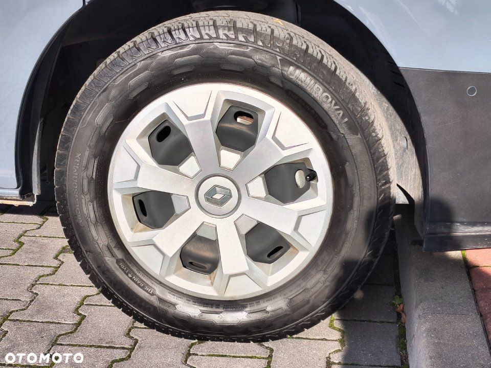 Renault Trafic - 11