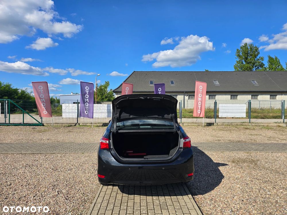 Toyota Corolla 1.6 Active - 11