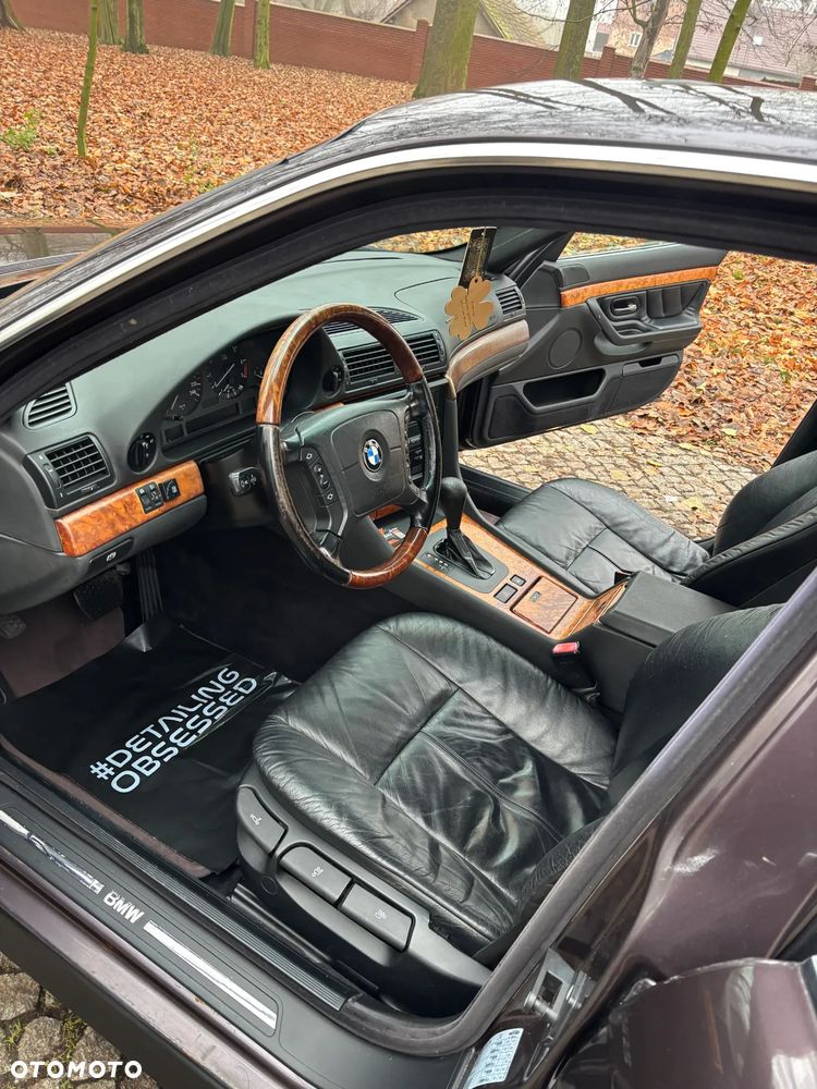 BMW Seria 7 - 4