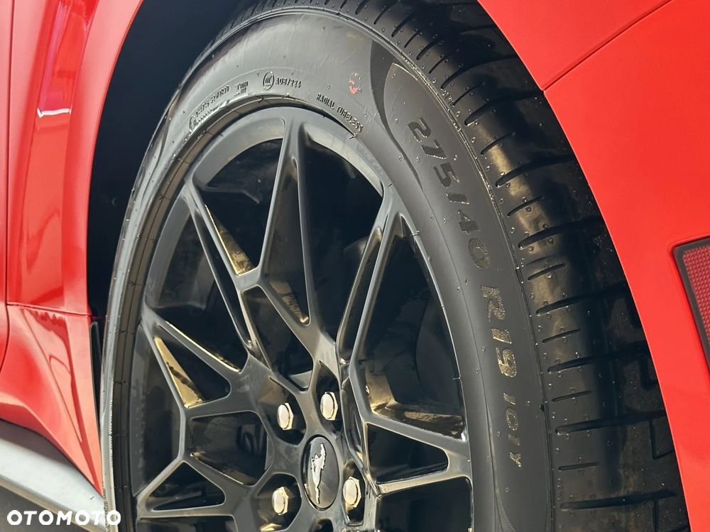 Ford Mustang - 11