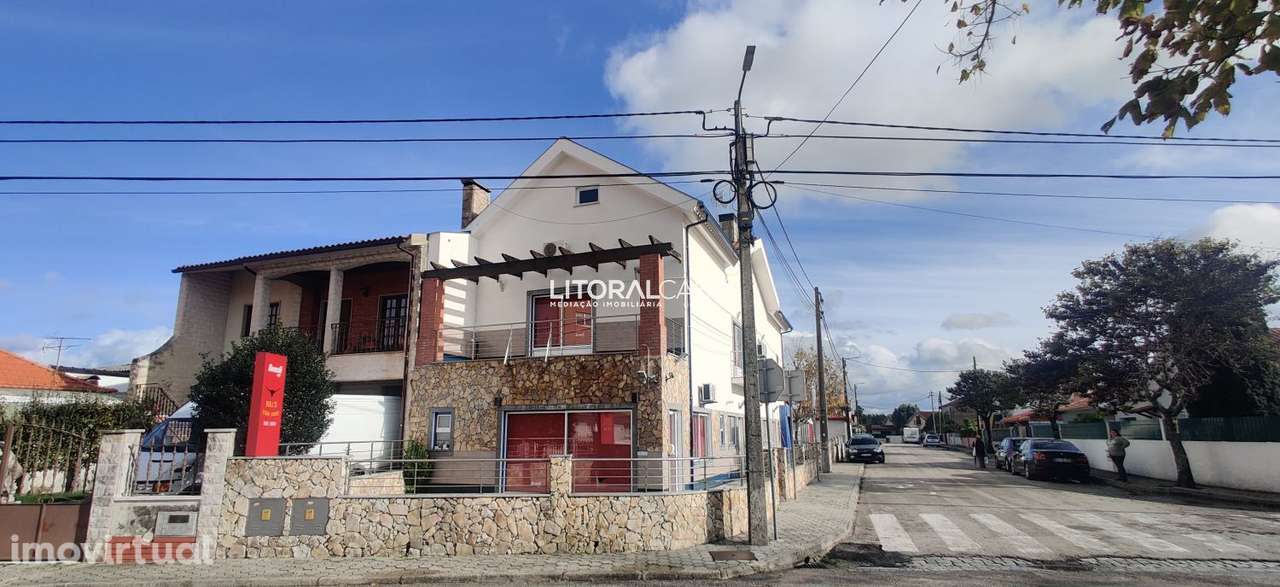 Prédio/Restaurante para venda em Santa Joana - Grande imagem: 4/42