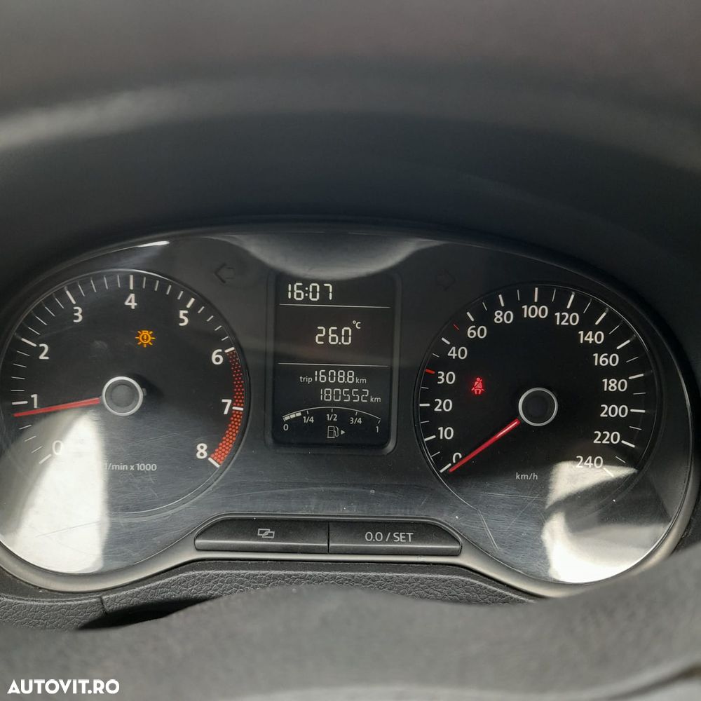 Volkswagen Polo 1.2 Comfortline - 5
